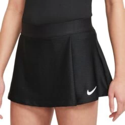 Nike NikeCourt Dri-FIT Victory Older Girls’ Tennis Skirt